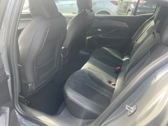 Fahrzeugabbildung Peugeot 408 GT PlugInHybrid 225 AT+Navigationssystem+Sou
