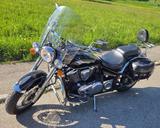 Kawasaki VN 900 mit Koffer, Scheibe, Navi - KAWASAKI VN 900