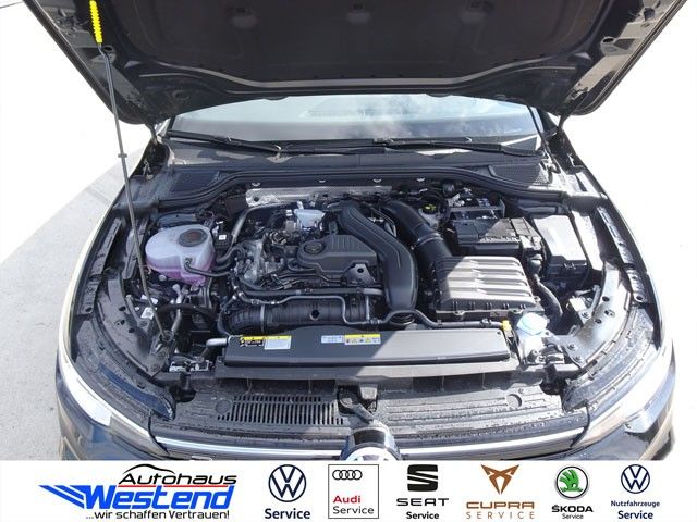 Fahrzeugabbildung Volkswagen Golf Var. R-Line 1.5l TSI 110kW DSG LED Navi