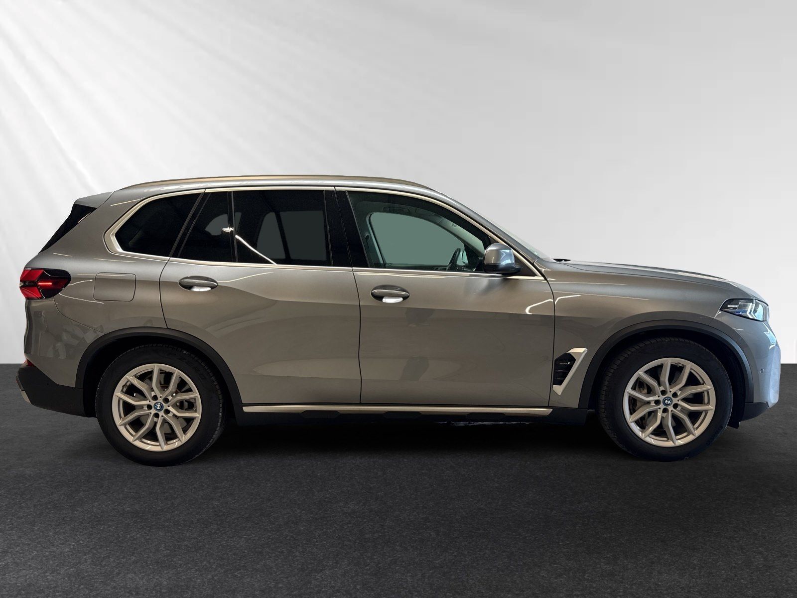 BMW X5 xDrive50e AHK Luftfederung Harman Kardon foto 2