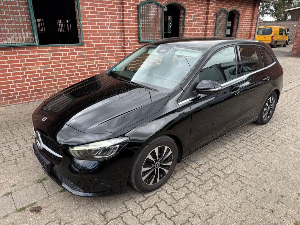 Image of Mercedes-Benz B 180
