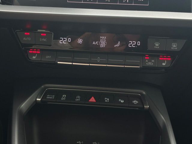 A3 Limousine 30 TFSI S-TRONIC S-LINE+SHZ+AZV+360