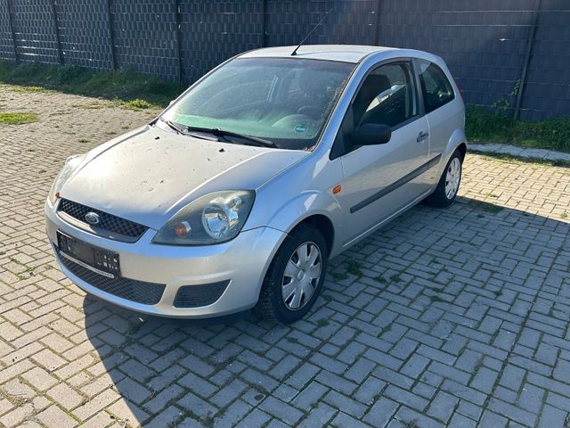 Ford Fiesta 1,4 16V Fun EST