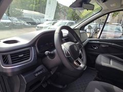 Fahrzeugabbildung Trafic Grand 3,0t Evolution 2.0 BLUE dCi 150 Aut