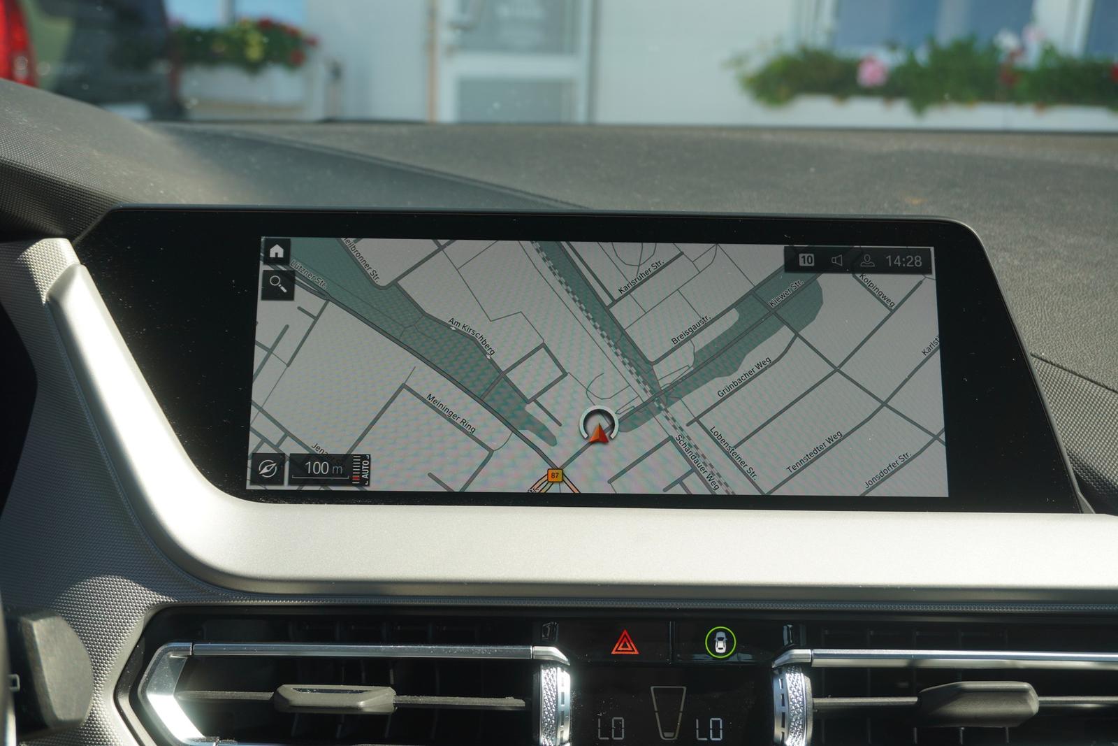 BMW 118 i Advantage LED Navi Sitzheizung Kamera, миниатюра 16