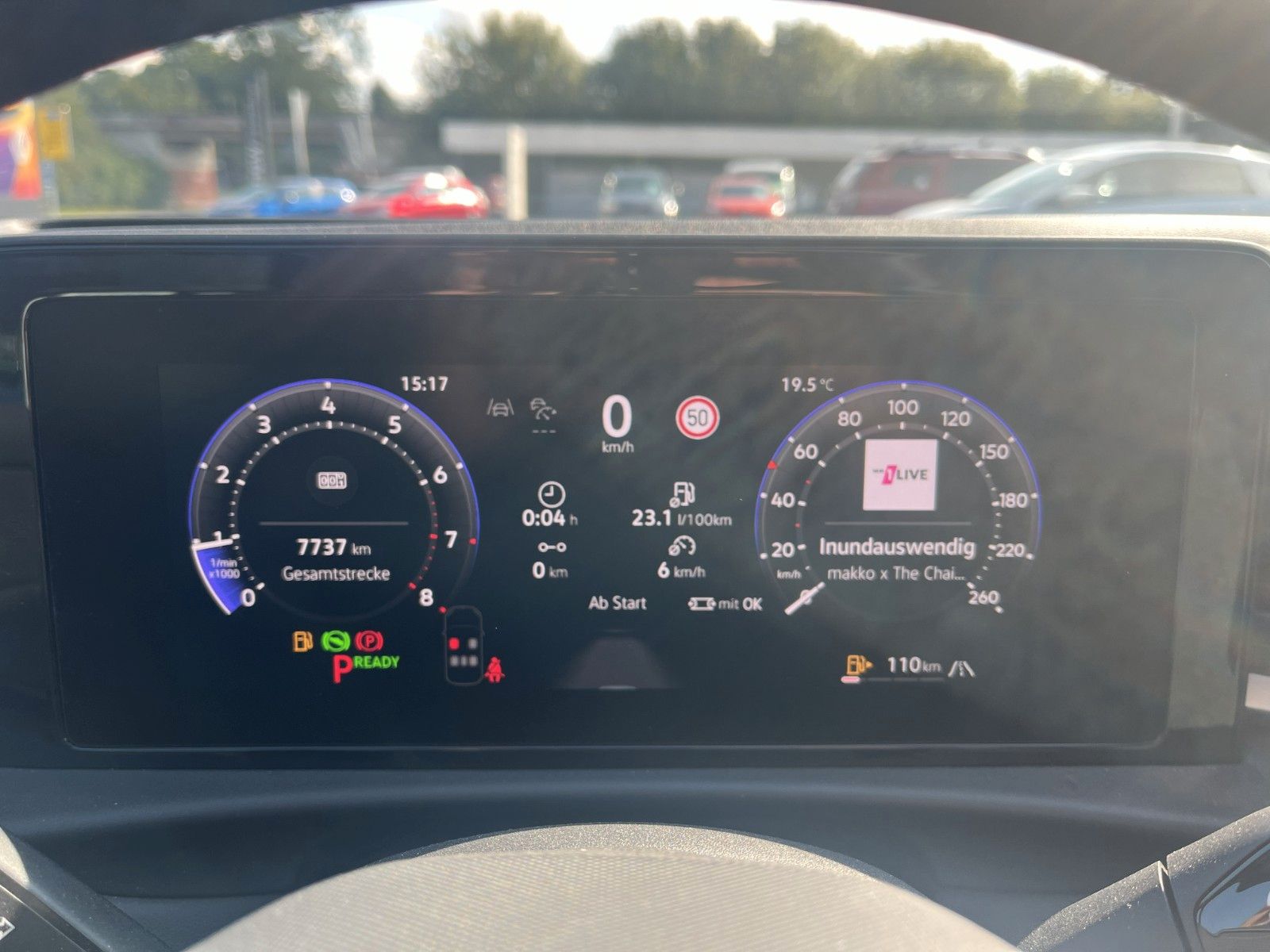 Fahrzeugabbildung Volkswagen T-Roc 1.5 eTSI 110 kW R-Line