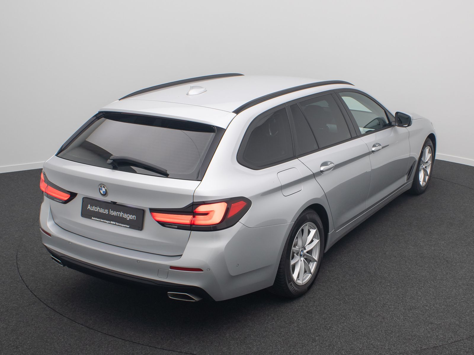 Fahrzeugabbildung BMW 520d Kamera DAB 4xKlima Alarm GeschwindigReg