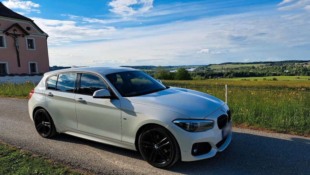 Image of BMW 118