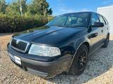 Skoda Octavia*1.6*Combi*Klima*ALU*AHK*TÜV!!! - Skoda Octavia aus 2001: Kombi