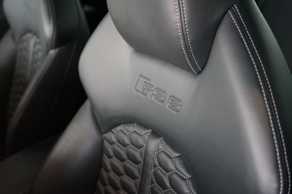 Audi RS6 performance | HuD | Pano | Keramik | 305km/h Audi RS6 performance | HuD | Pano | Keramik | 305km/h