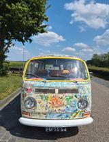 Volkswagen T2a 1968 "Flower Child" - Volkswagen T2: Kleinbus, T2a