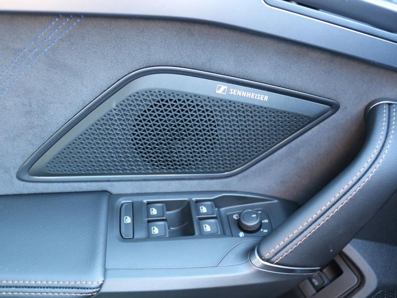 Fahrzeugabbildung CUPRA Formentor VZ 2.0 TSI DSG 4Drive