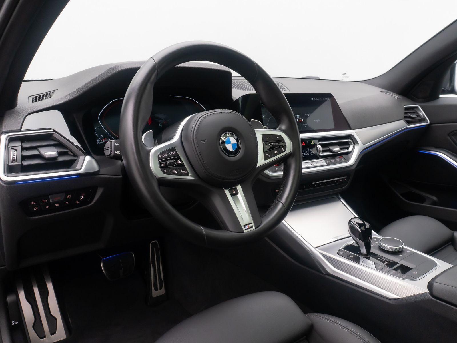 Fahrzeugabbildung BMW 320d xD M Sport Panorama DAB Laser Kamera 19Zoll