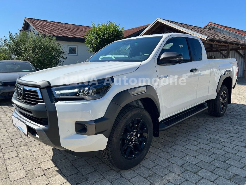 Toyota Hilux Invincible 2.8 X-tra Cab*NAVI*Kamera*2025