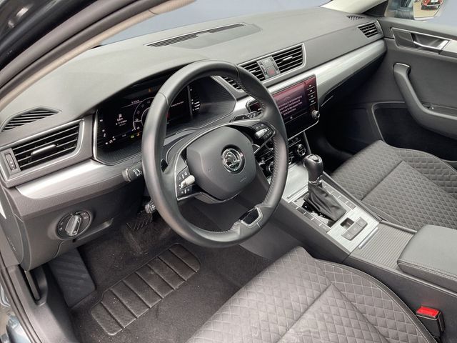 Superb Combi 2.0 TDI DSG Ambition SHZ NAVI ACC