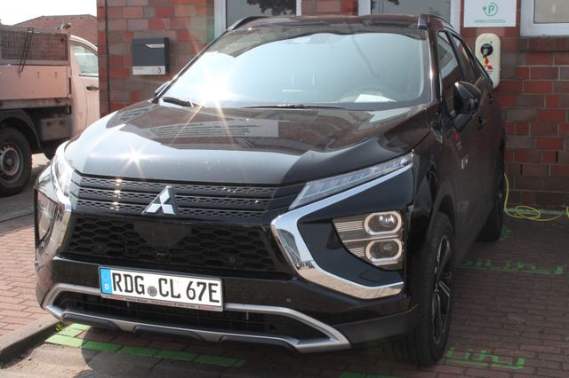 Mitsubishi Eclipse Cross Plus Hybrid 4WD