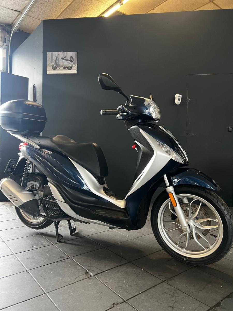 Piaggio Medley 125 iGet ABS Top Zust. KD neu