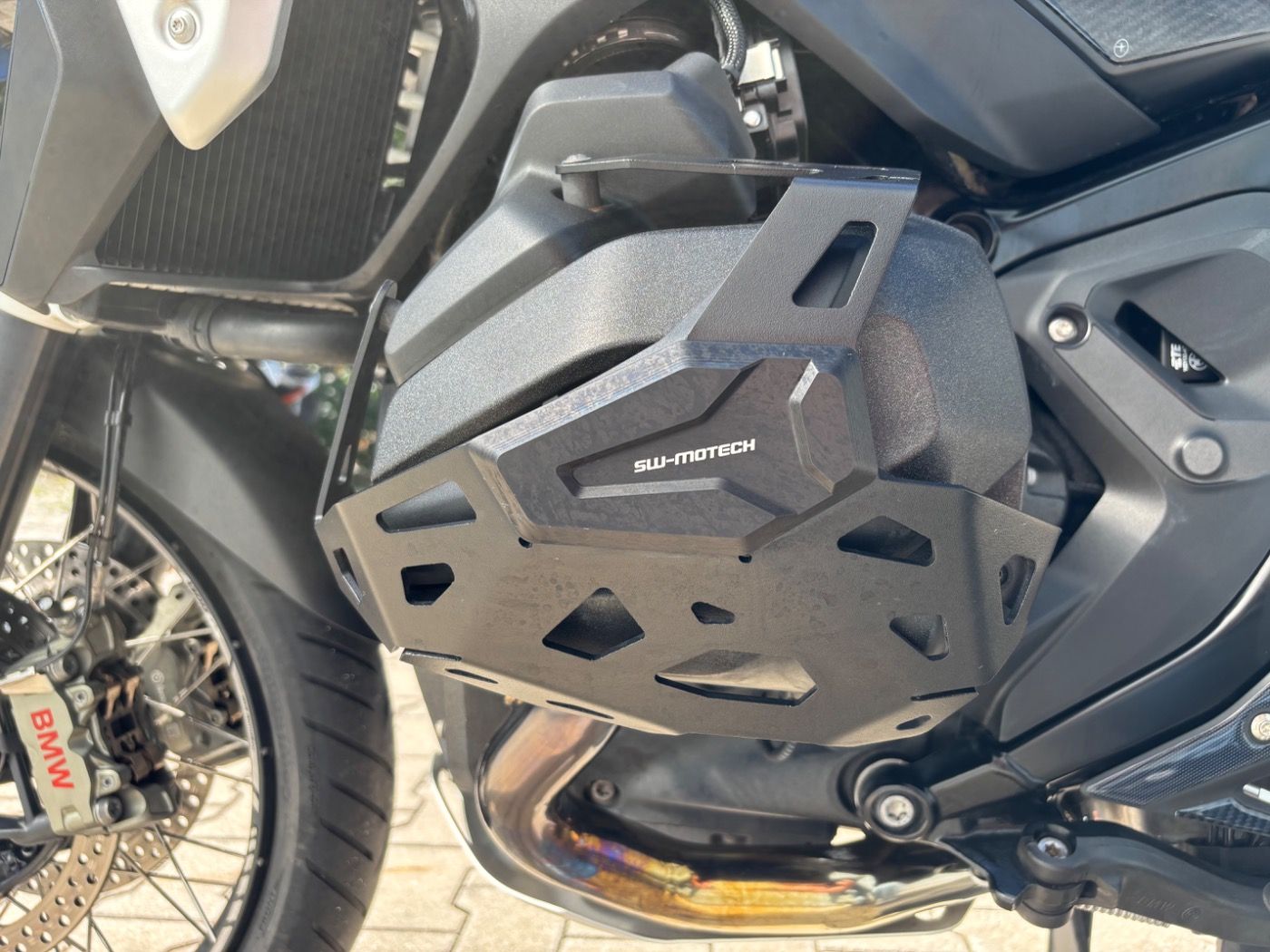 Fahrzeugabbildung BMW R 1300 GS Trophy 4 Pakete Fahrzeughöhenregelung
