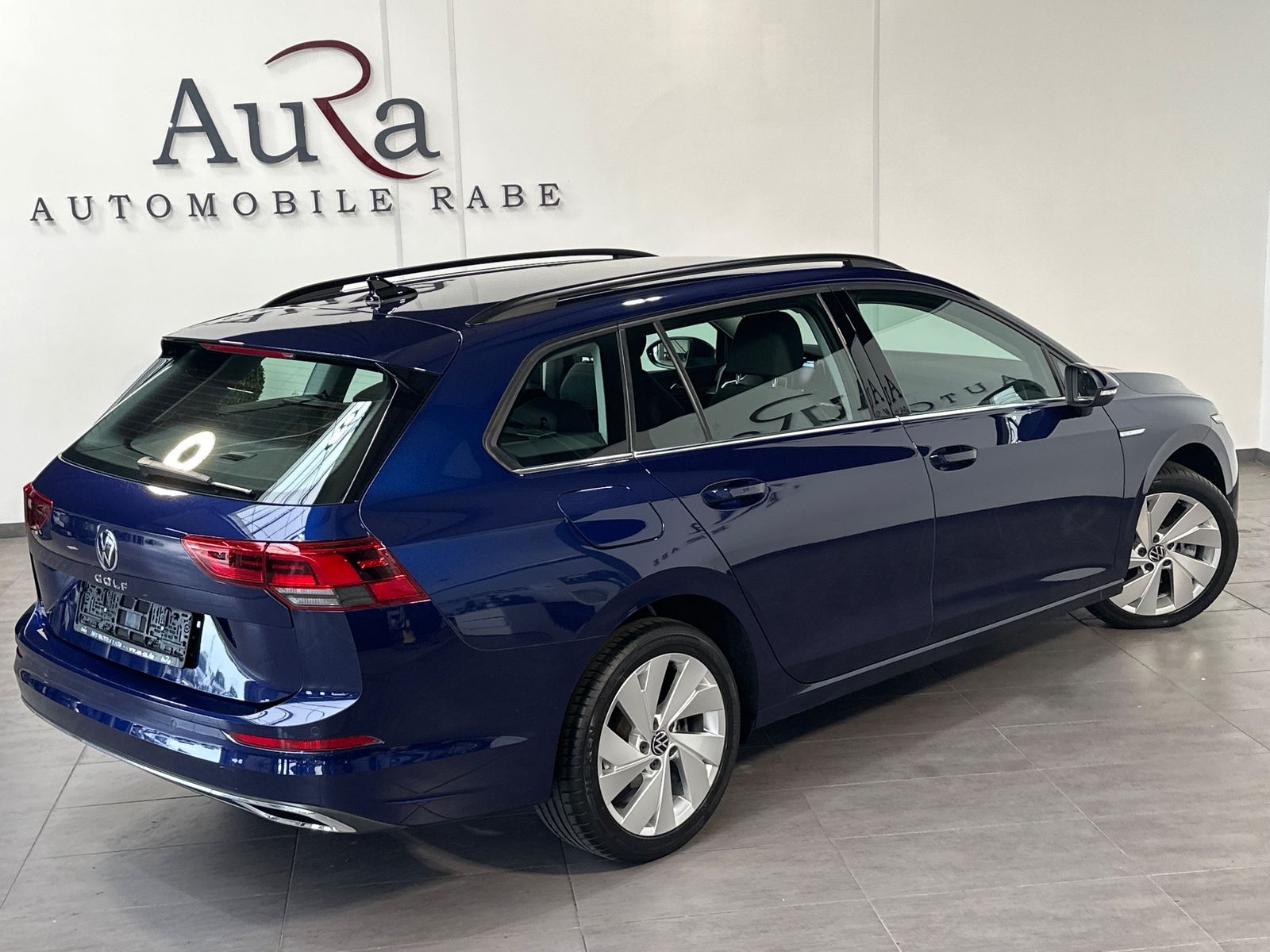 Fahrzeugabbildung Volkswagen Golf Variant 2.0 TDI DSG Style NAV+AHK+ACC+KAM