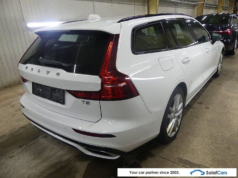 Volvo V60 2.0 T8 PHEV AWD R-Design Aut. LED Virtual H imagem 3