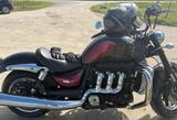 Triumph Rocket III Roadster C23XB, 2.640 km, Top-Zustand - Offers