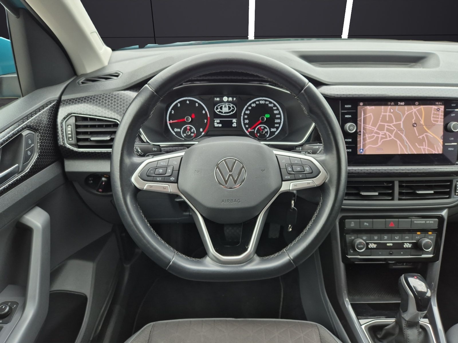 Fahrzeugabbildung Volkswagen T-Cross TSI Style DSG LED Navi ACC RFK SH 17"