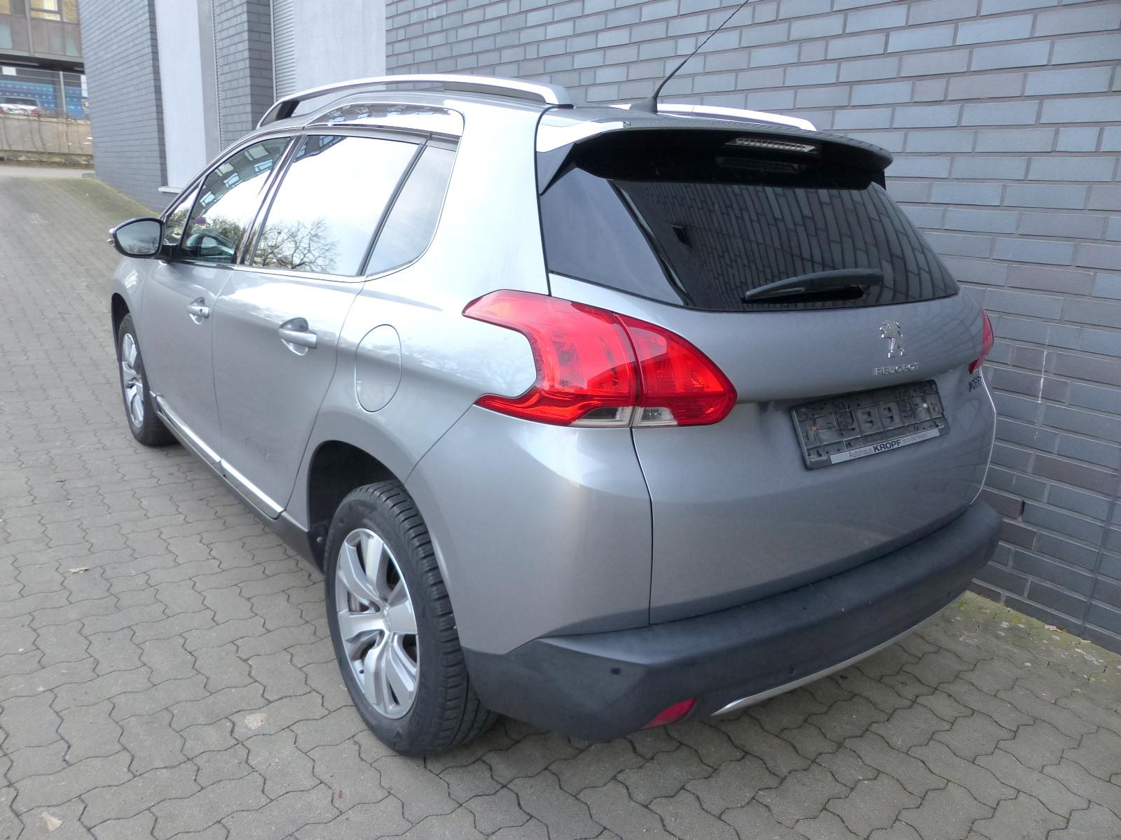Peugeot 2008 Allure Glasdach/Navi/Klimaautom/PDC