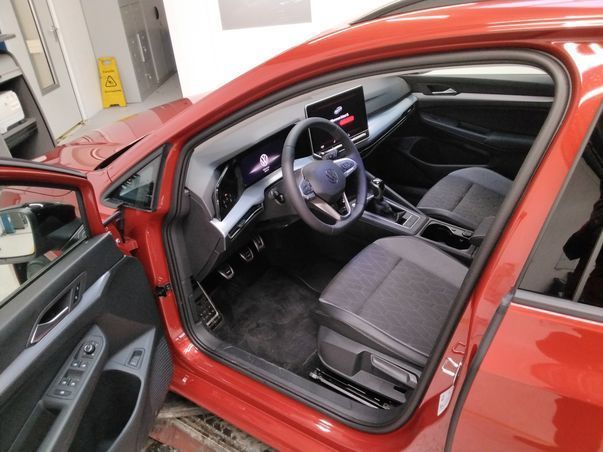 Volkswagen Golf - Bild 6