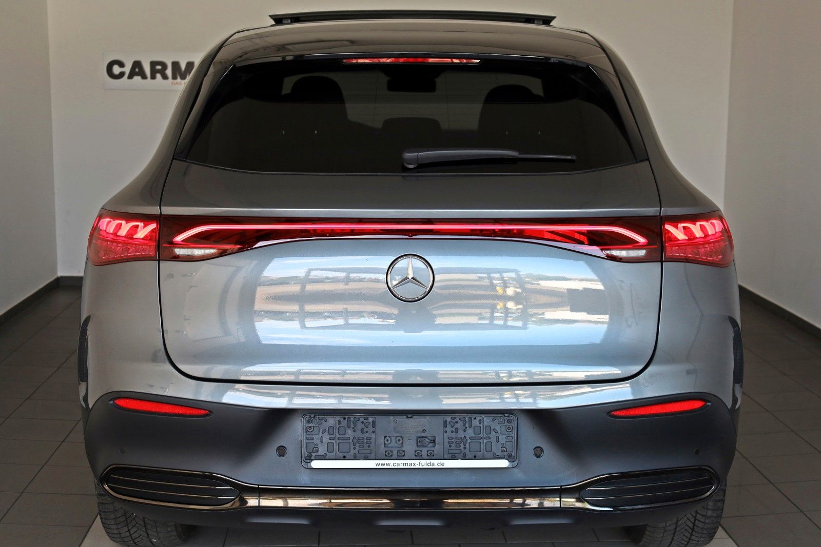 Fahrzeugabbildung Mercedes-Benz EQE 500 SUV 4M AMG Panorama,HUD,Wärmepumpe,360°K