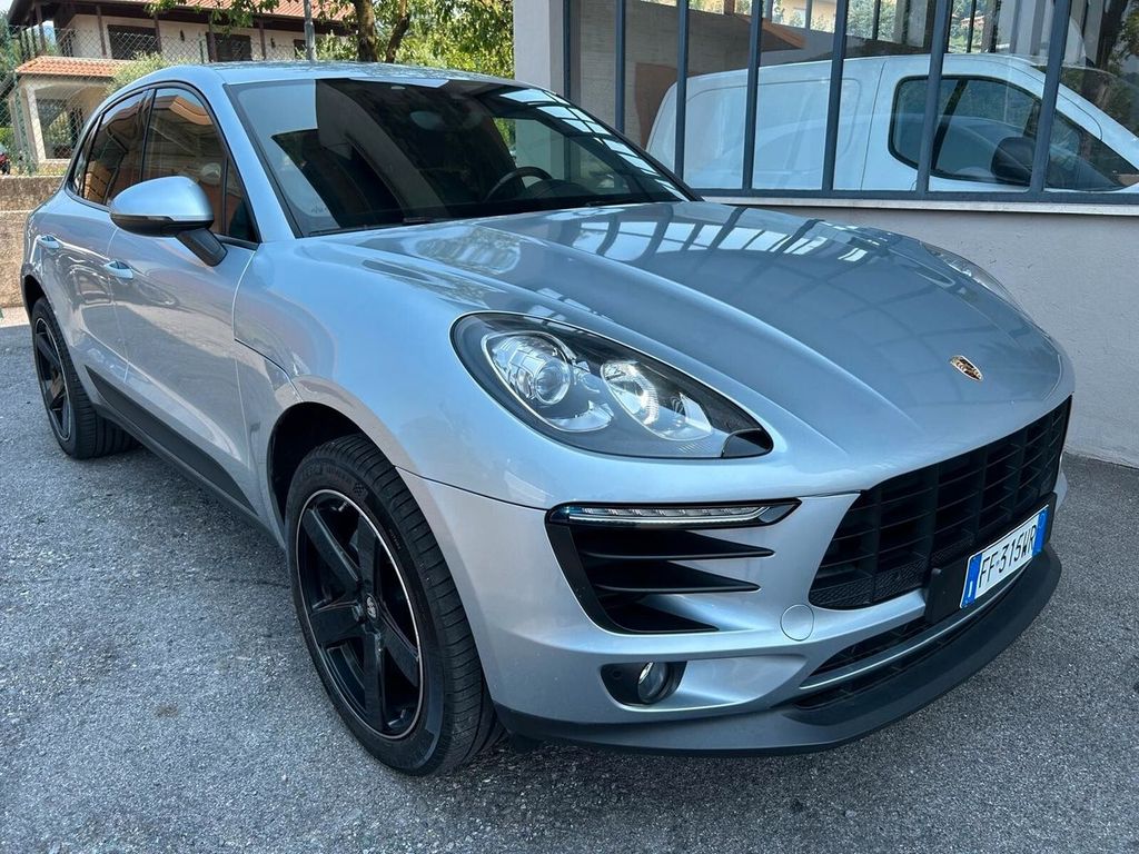 Image of Porsche Macan