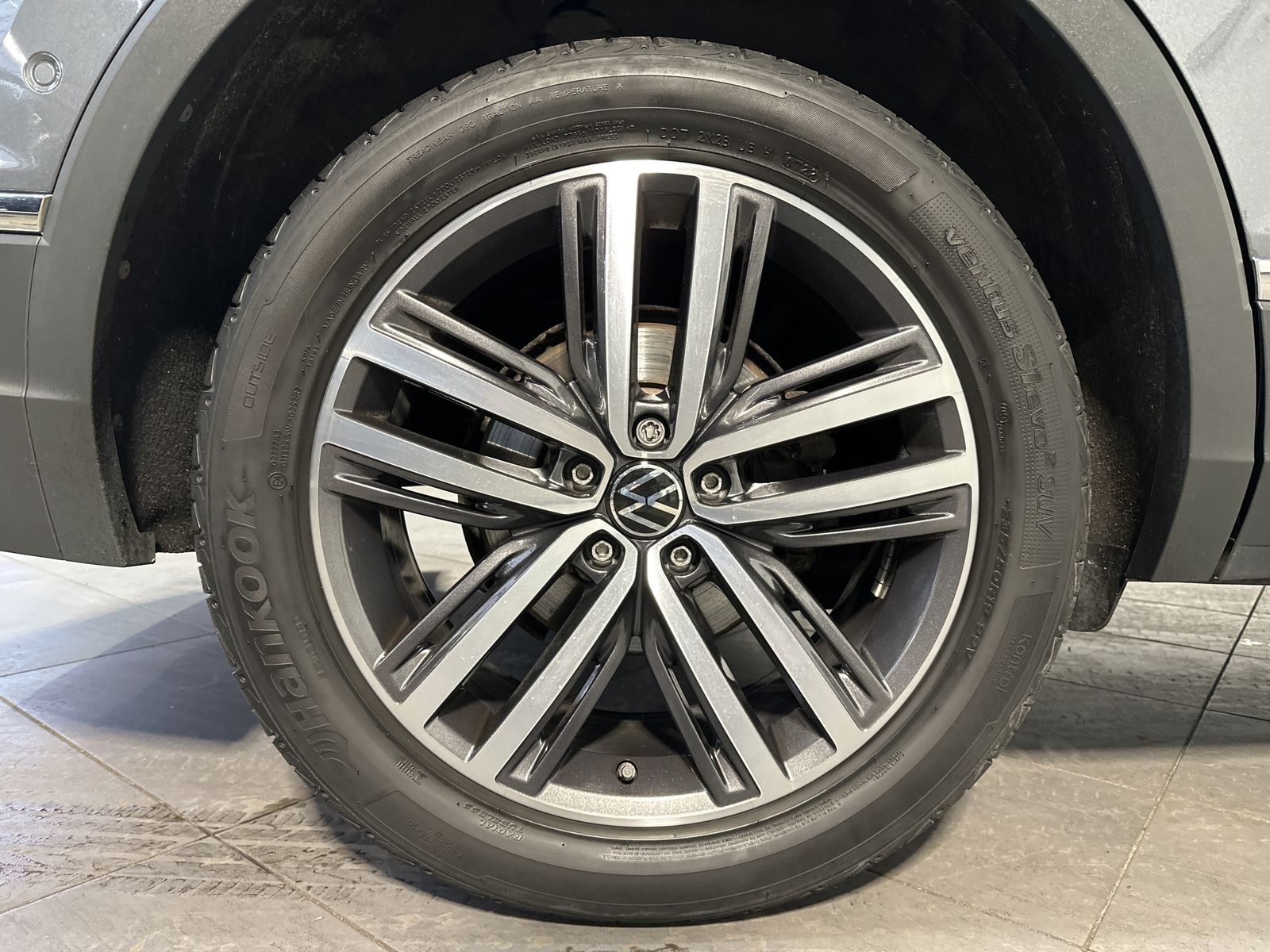 Fahrzeugabbildung Volkswagen Tiguan Allspace 4M DSG Elegance NAV+LED+AHK+VCOC