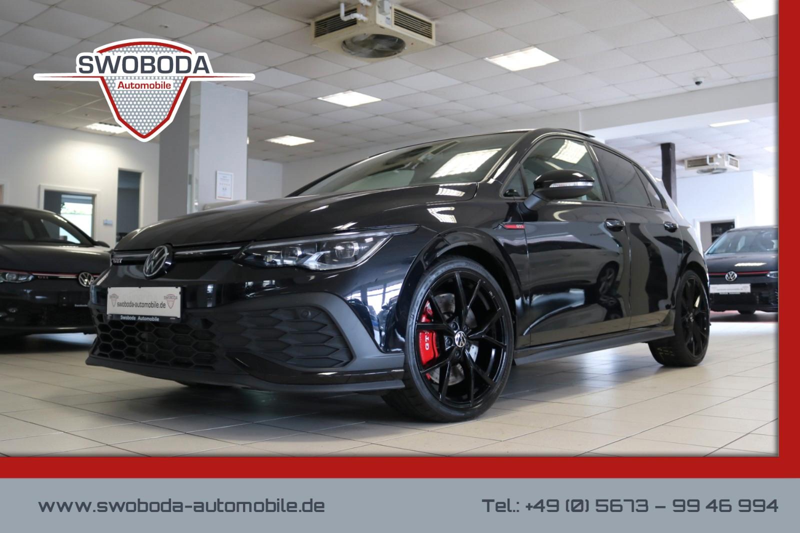 Volkswagen Golf VIII GTI Clubsport Black Style HUD Pano