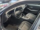 BMW 318d Touring Aut.Navi 8-fach Ambiente 1.Hand - BMW 318: Kombi, 318d