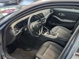 BMW 318d Touring Aut. LED Navi 8-fach Ambiente - BMW 318 mit Diesel-Antrieb