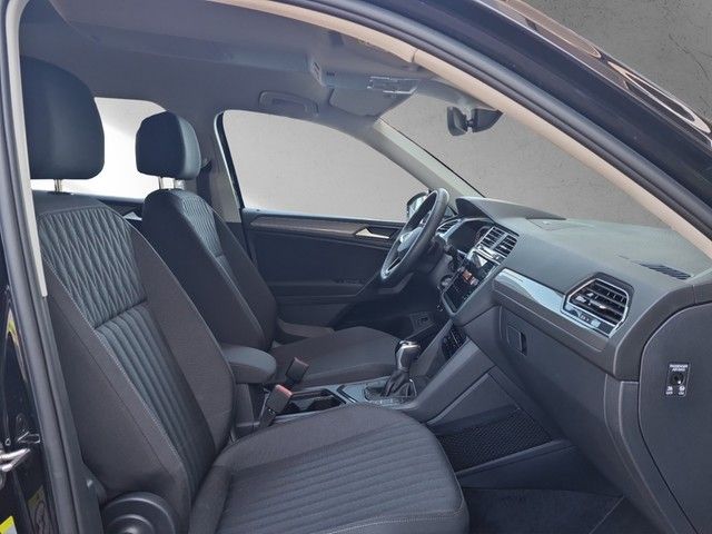 Fahrzeugabbildung Volkswagen Tiguan Allspace TDI Life DSG  7-Si LED AHK Navi