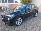 BMW X1 xDrive 25 e Advantage*PANORAMA*AHK - BMW X1 Advantage mit Hybrid-Antrieb (Benzin/Elektro)