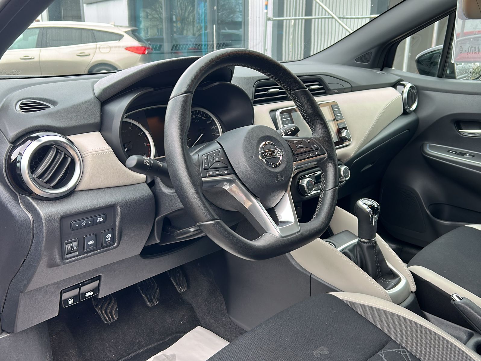 Fahrzeugabbildung Nissan Micra N-Design