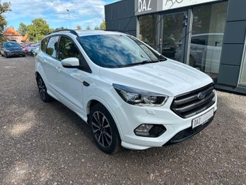 Ford Kuga - 1