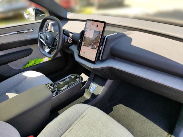 VOLVO EX30 (Bild 19 von Array)