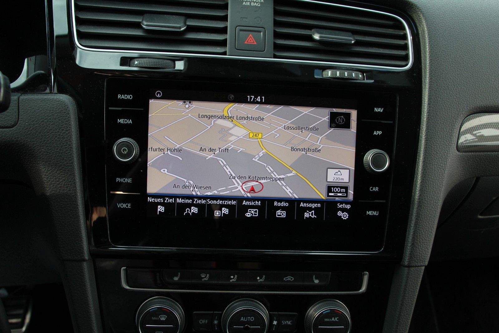 Fahrzeugabbildung Volkswagen Golf VII Lim. IQ.DRIVE BlueMotion