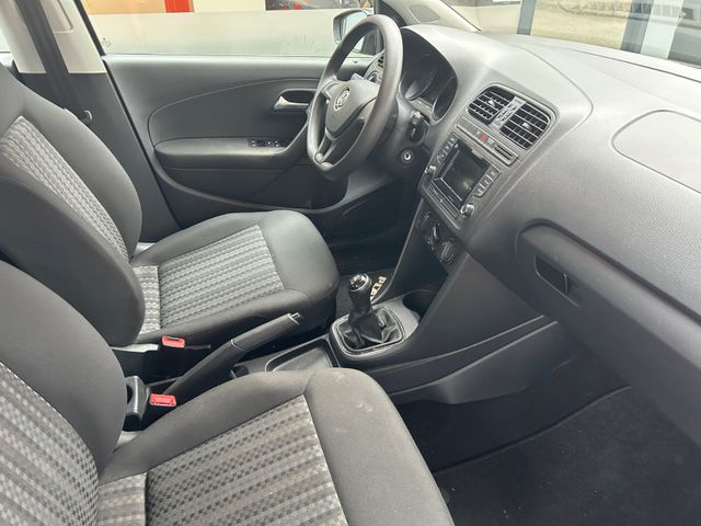 Fahrzeugabbildung Volkswagen Polo 1.0 +NaviZB+Klima+WR+Servo+