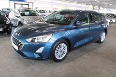 Fahrzeugabbildung Ford Focus Titanium Turnier + Winter Paket