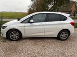BMW Navi, PDC, AHK abnehmb., Sitzhzg. - BMW 218 Active Tourer von privat