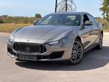Andere Maserati Ghibli Benzin 2.Hand - Andere mit Benzin-Antrieb: Limousine