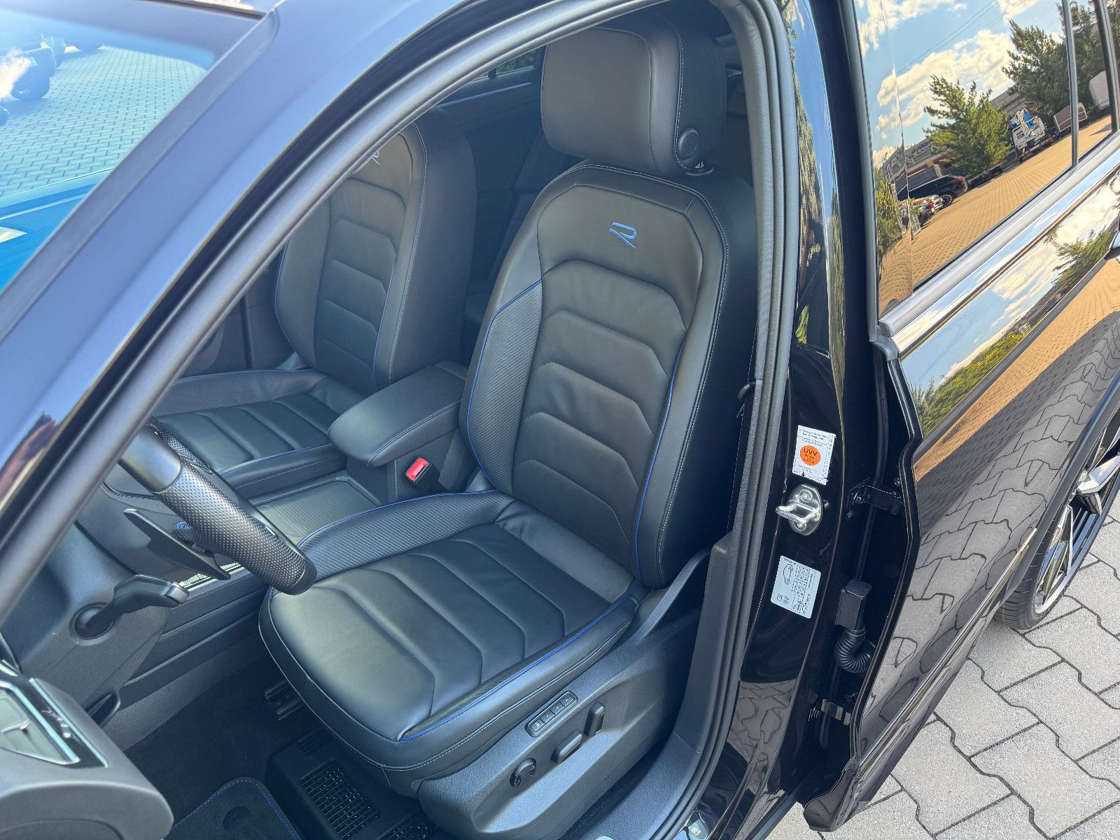 Volkswagen Tiguan R 4Motion*AKRAPOVIC*R-PERFORMANCE* foto 15