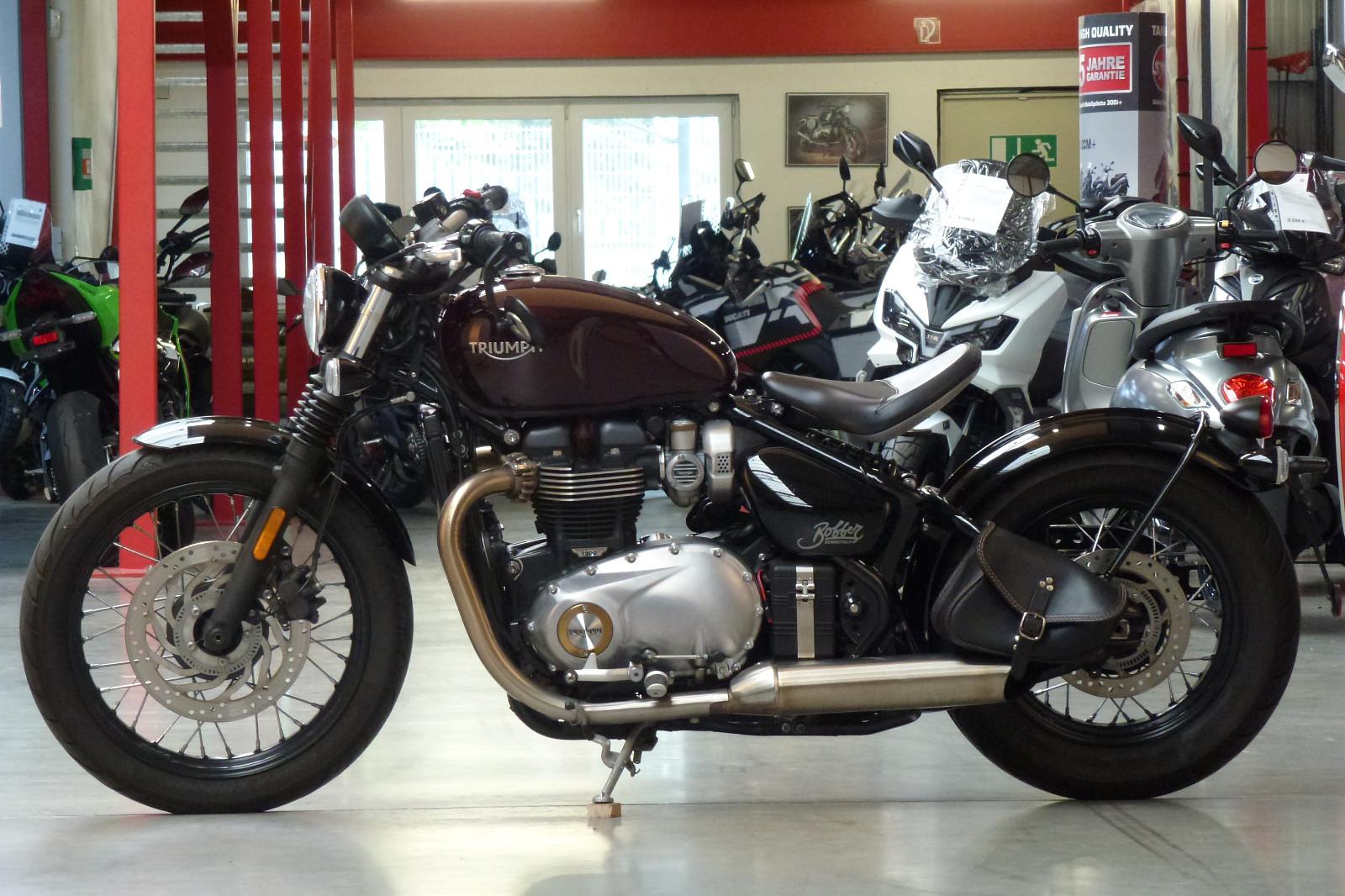 Triumph Bonneville Bobber