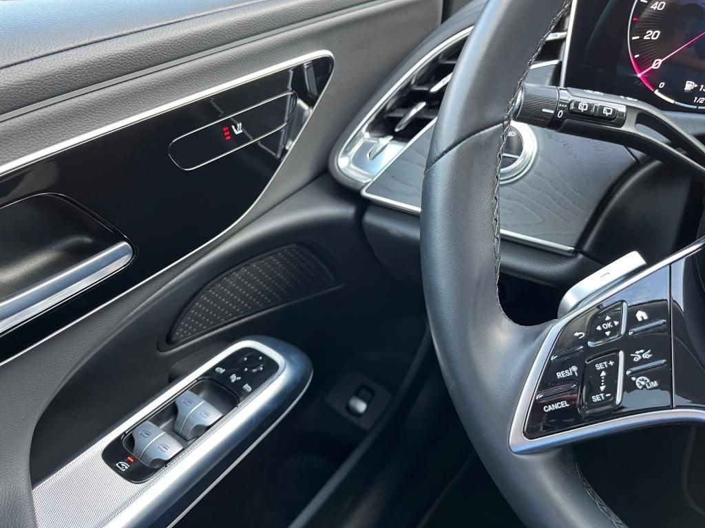 Fahrzeugabbildung Mercedes-Benz E 200 T Avantg. Pano Navi LED KeyLess Totw.