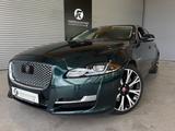 Jaguar XJ Portfolio 3.0 V6 Kompressor AWD/PANO/MERIDIAN - Jaguar: Grün