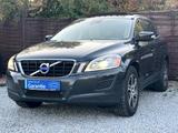 Volvo XC 60 XC60 Summum AWD/AUTOMATIK/KAMERA/TÜV NEU/ - Volvo XC60 aus 2010: Awd