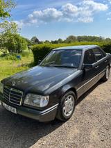 Mercedes-Benz 320 - Mercedes-Benz 320 aus 1993